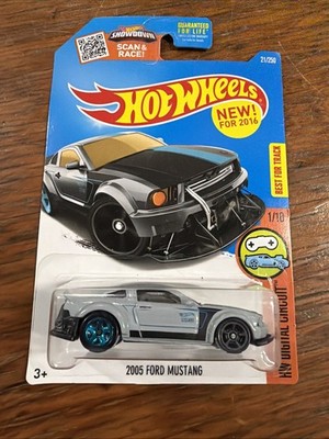 Brand New Sealed Hot Wheels 2005 Ford Mustang (Grey) 21/250