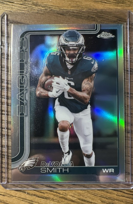 2025 Topps Chrome - DeVonta Smith #244 Topps Refractor
