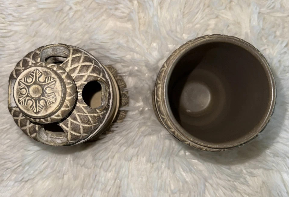 Toothbrush Holder With Matching Tumbler India Ink Brand Light Brown In Color - Image 2 of 4