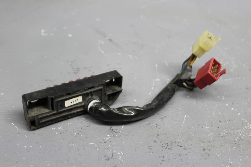 Honda CBR600F 1987-1990 caja de fusibles *sin tapa* #2 Foto 2 de 4