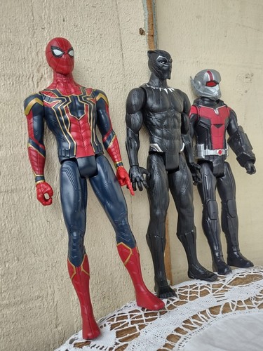 Action Figure Marvel Avengers Titan Hero Hasbro Iron Spiderman Black Panther Ant - Picture 3 of 12