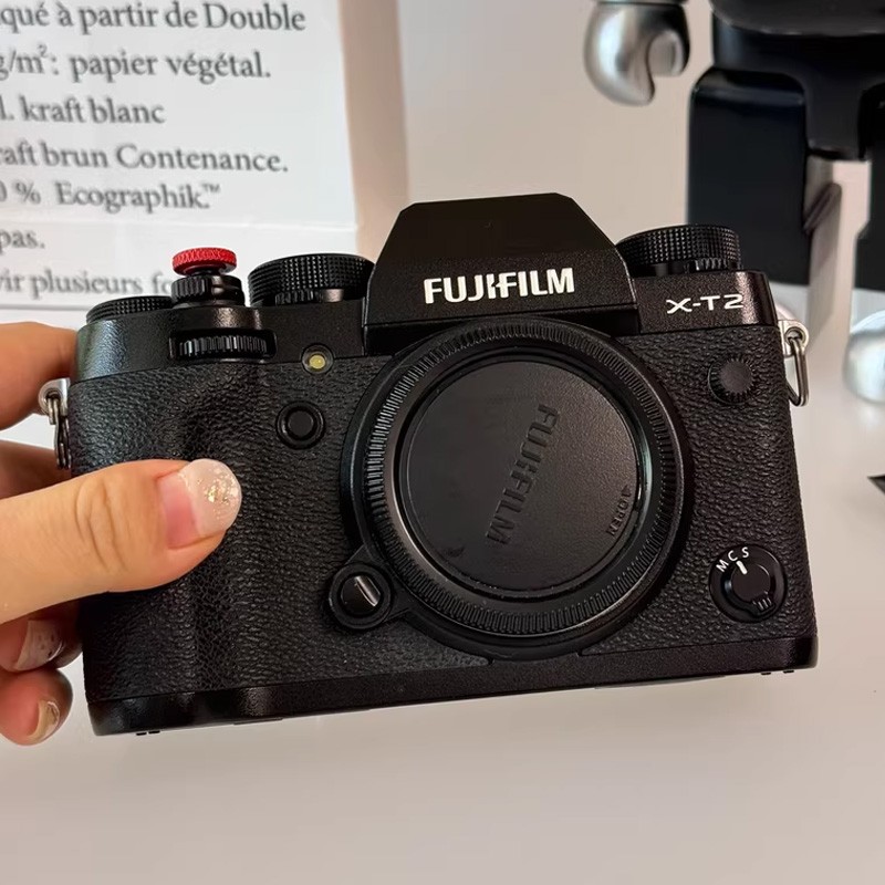 Fujifilm Fuji X-T2 XT2 Black 24.3MP Mirrorless Digital Camera Body