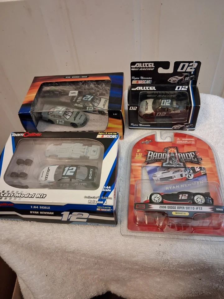 Nascar Lot Ryan Newman #12 12 Items - Image 2 of 4