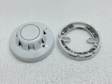 Apollo 55000-316 Optical Smoke Detector Series 65 With Base