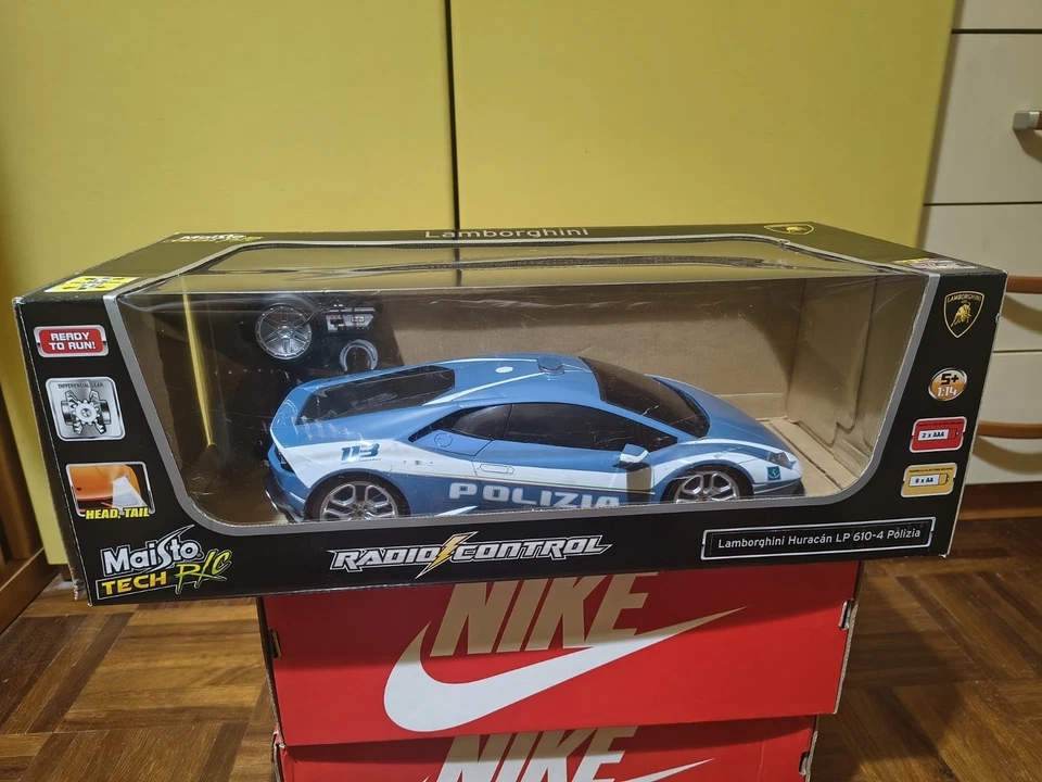 Maisto Tech R/C Macchina Lamborghini Huracan Polizia Radicomandata in scala 1:14 - Immagine 2 di 4