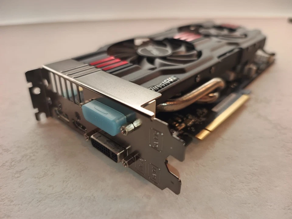ASUS NVIDIA GEFORCE GTX 770 DirectCU II 2GB GDDR5 come nuova - Immagine 2 di 4