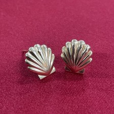 14k Yellow Gold Fan Shell Seashell Stud Earrings