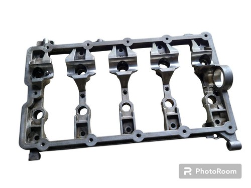 Volkswagen PASSAT B6 2006 Diesel Lagerbock Nockenwelle 03G103308C 103kW GENUINE