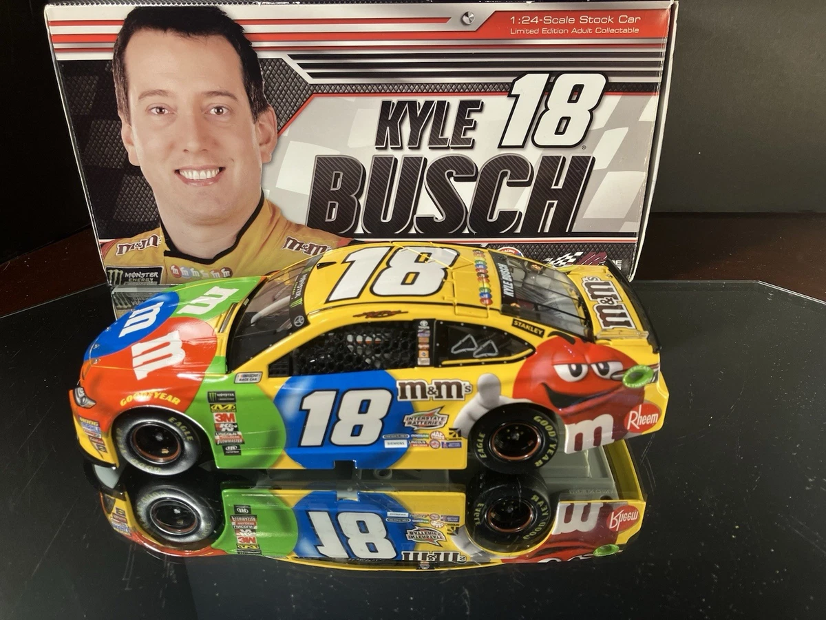 Toyota Diecast NASCAR Racecars 1:24 Kyle Busch Diecast Racing Cars