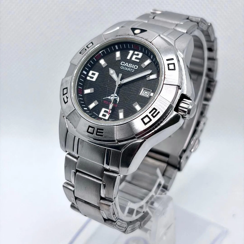 Reloj Casio Diver MDV 100 2784 Hombre Esfera Negra Funcionamiento Caja Acero Inoxidable Foto 2 de 4