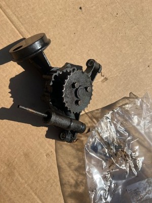 GENUINE 11411286493 Oil Pump with Sprocket BMW E21 E28 E30 M10