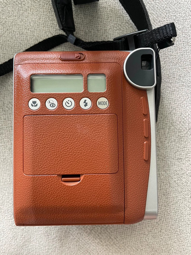 FUJI FILM INSTAX MINI 90 ネオクラシック BROWN Fujifilm Instax Mini 90 Neo - Classic Brown Polaroid Camera