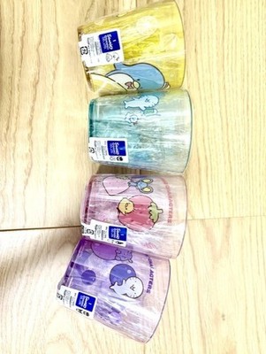 4-cup set from Sanrio Daiso .