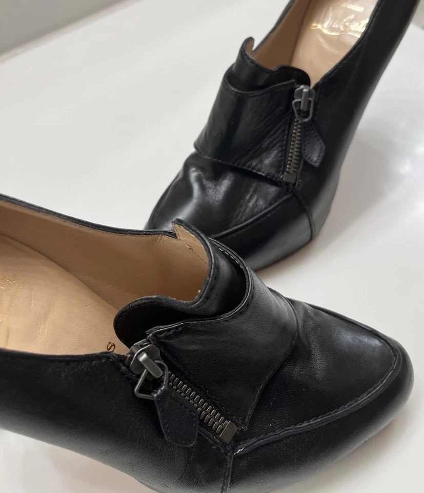 Christian Louboutin шикарный черный мягкой кожи ботильоны подержанный размер 39 $250. - Изображение 3 из 4