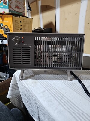 VTG Heat Stream 1000 Instant Electric Floor Space Heater Model 30H25 