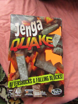 Hasbro Jenga Quake Edition 2013 funktionsfähig und komplett bis auf Anleitung
