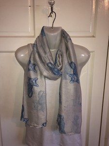 silver shoulder wrap