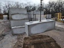 6'x2'x2' Interlocking Precast Concrete Block - Retaining Wall - 3,100lb Weight