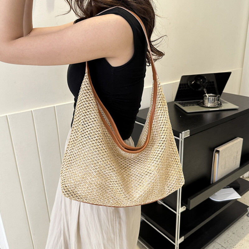 Womens Large Capacity Fashionable Straw Bag Shoulder Bag