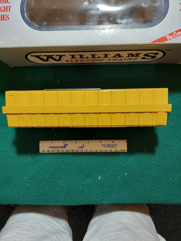 WILLIAMS #105 RUTLAND BOX CAR - Image 2 of 4
