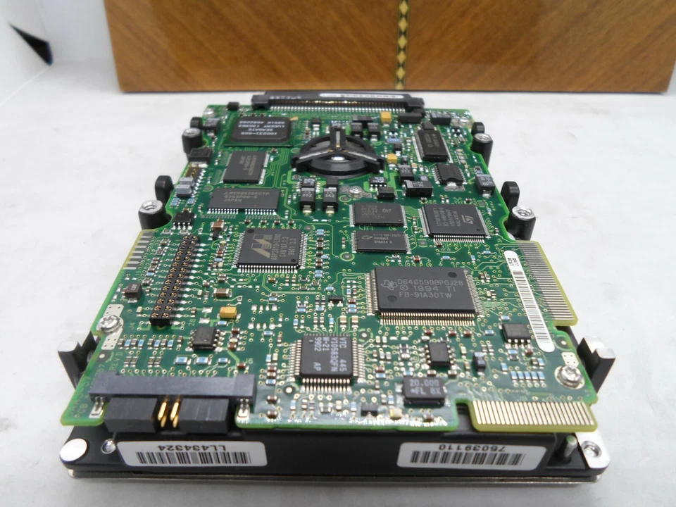 Disco duro COMPAQ 4,3 GB 10 K RPM 80 PINES HDD 3,5" 336356-B21 336365-001 Foto 3 de 4