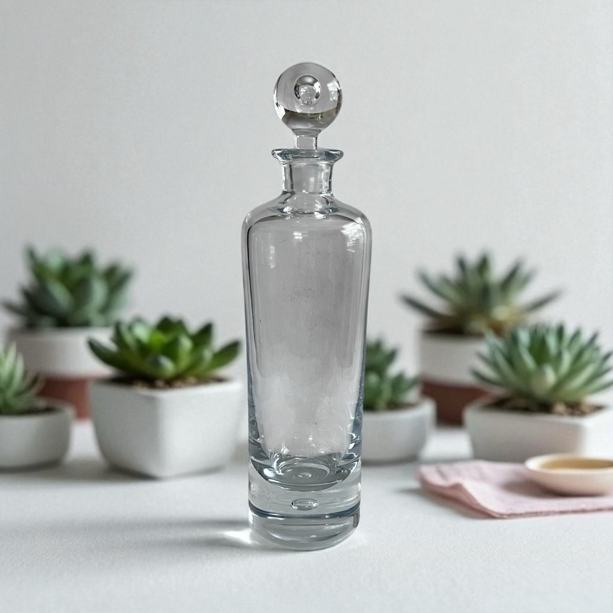 ヴィンテージ　コスタボダ　コンポート Vintage (1970s) Kosta Boda “Pippi” Crystal Glass Decanter by Vicke