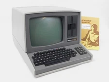 Heathkit H89A Vintage Computer Terminal + Manual (great cosmetics, powers up)