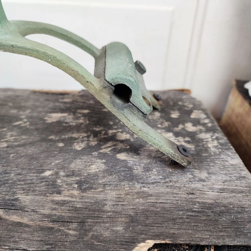 Antiga vara de relâmpago Robbins 28A Farmhouse Barn original latão e cobre metal - Imagem 3 de 4