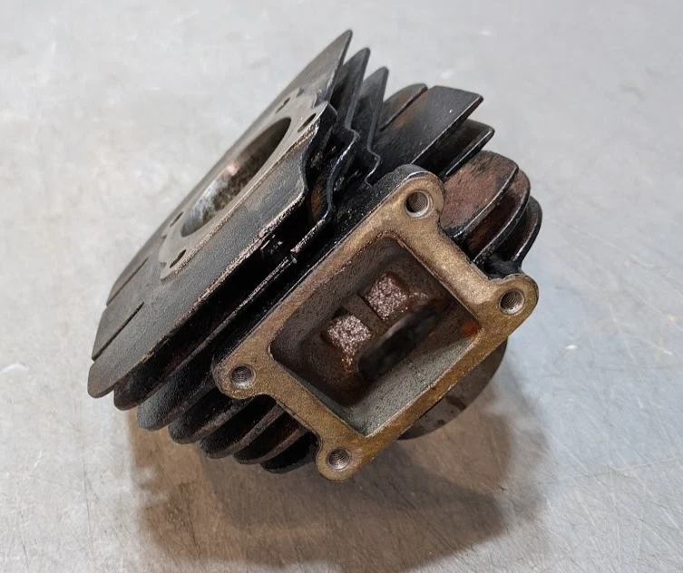 Cilindro Yamaha GT80 GTMX Foto 4 de 4