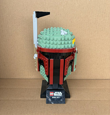 LEGO Star Wars Boba Fett Helmet 75277 Bausatz 625 Teile inkl. Display Stand
