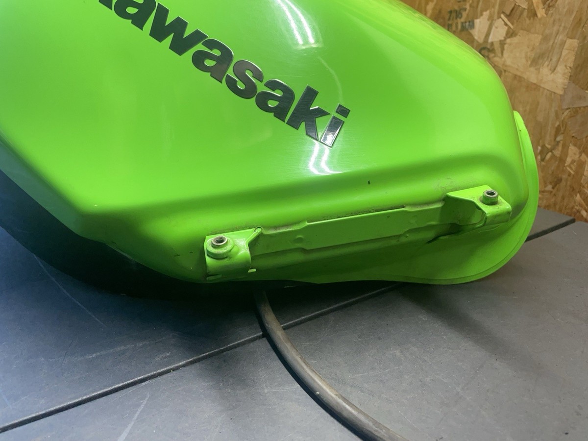 08-12 Kawasaki Ninja 250 Ex250 petrol gas fuel tank OEM Green 250R