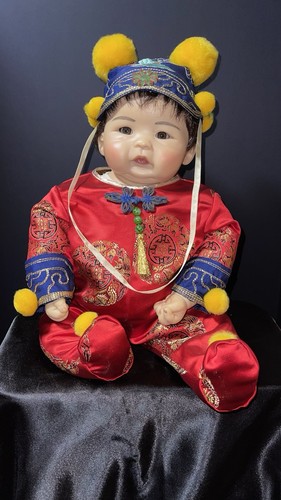 PingLau Porcelain Baby Doll 76/1000 Limited Edition 2003 Chinese Collector Piece