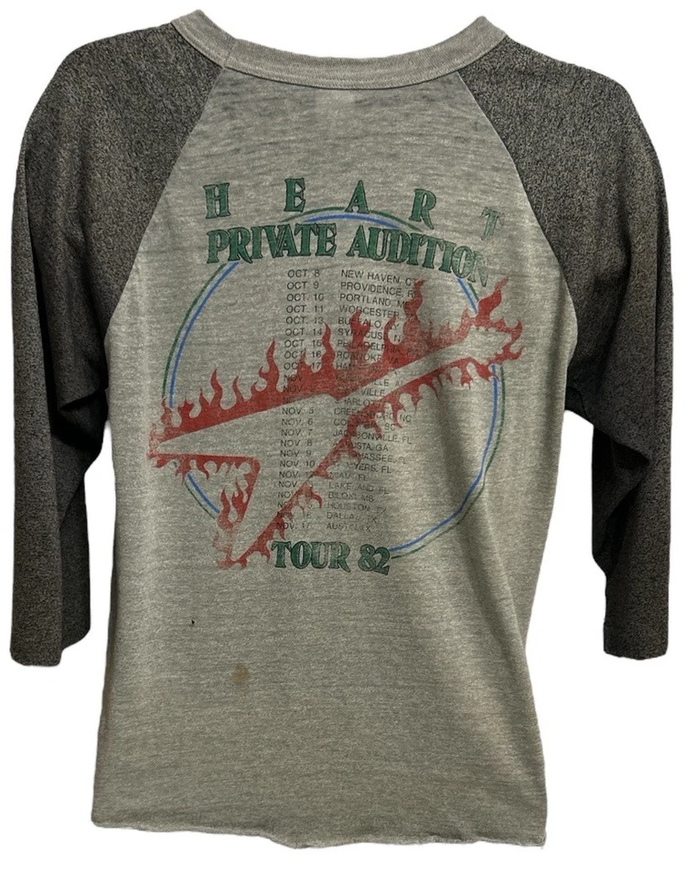 Vintage Heart 1982 Concert Tee Sz S/M Tag Is Faded See Flaws In Pic 20” Chest - Image 2 of 4