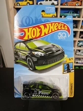 Hot Wheels 12 Ford Fiesta Checkmate Series 2017 Pawn