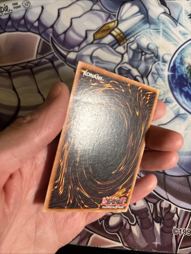 (A3) Yu-Gi-Oh Vampire Lord DCR-000 Dark Crisis 1st Edition LP - Picture 19 of 23