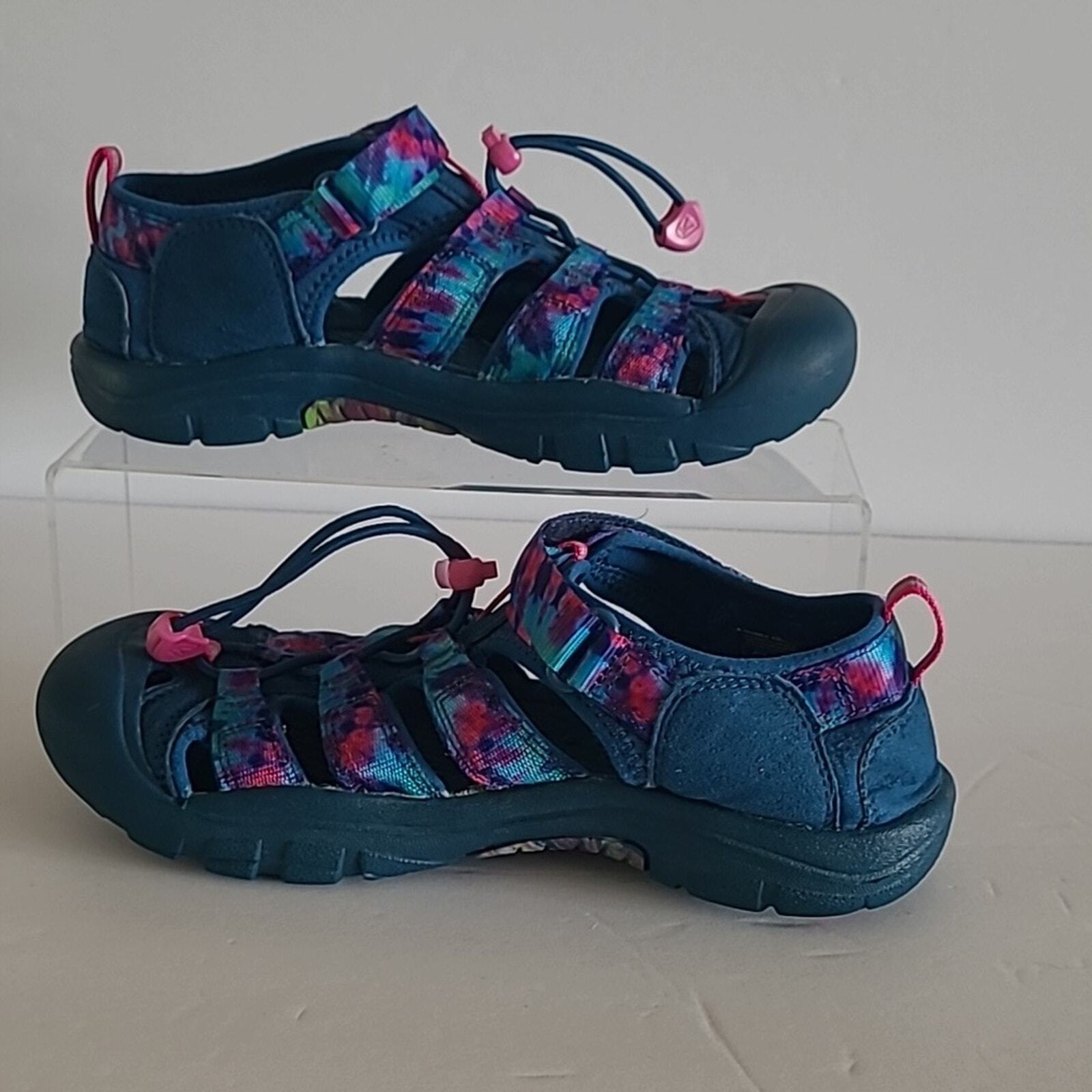 Sandalo da trekking all'aperto Keen Big Girls Newport H2 taglia 5 blu rosa multicolore