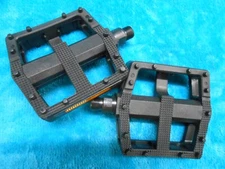 VP Components VP-577 BMX Pedals 9/16" OLD SCHOOL GT/ MONGOOSE / SCHWINN Platform
