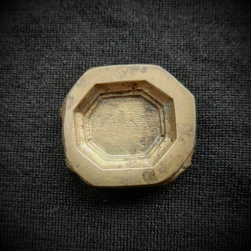 Vintage Beautiful Octangonal Design Bell Metal Bronze Jewellery Stamp Dye BS27 - Picture 3 of 6