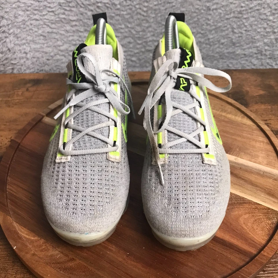 Tênis Nike Air VaporMax 2021 Flyknit GS Big Kids 6Y/Feminino 7.5-8 Wolf Cinza - Imagem 3 de 4