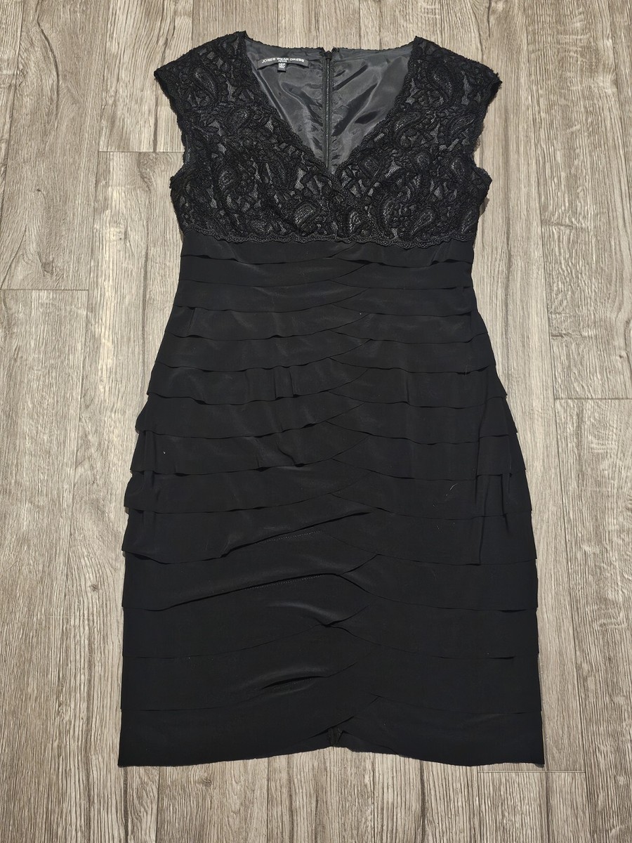 green emerald velvet dress JONES NEW YORK EVENING GOWN