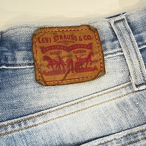 Levis Wedgie High Rise Denim Distressed Jean Shorts Womens Size 25 - Button Fly - Picture 4 of 5