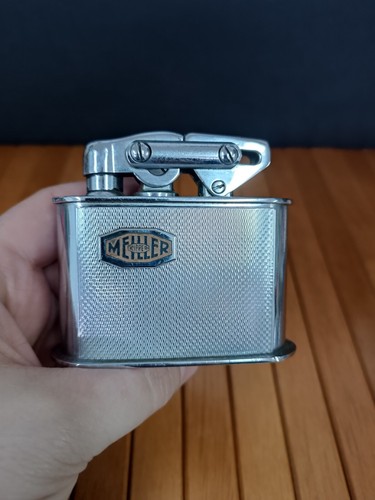 RARE ANTIQUE KW TABLE BUTANE LIGHTER W/ ADVERTISING MELLER KIPPER - Picture 4 of 7