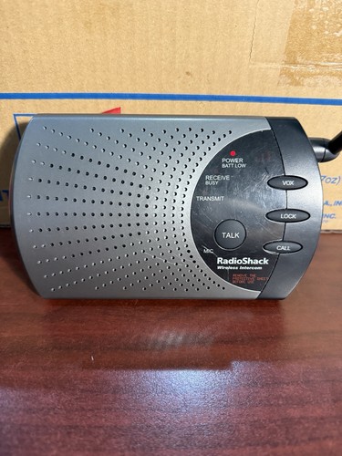 (2) Radio Shack 43-124 900MHz Wireless Intercom System - Picture 7 of 9