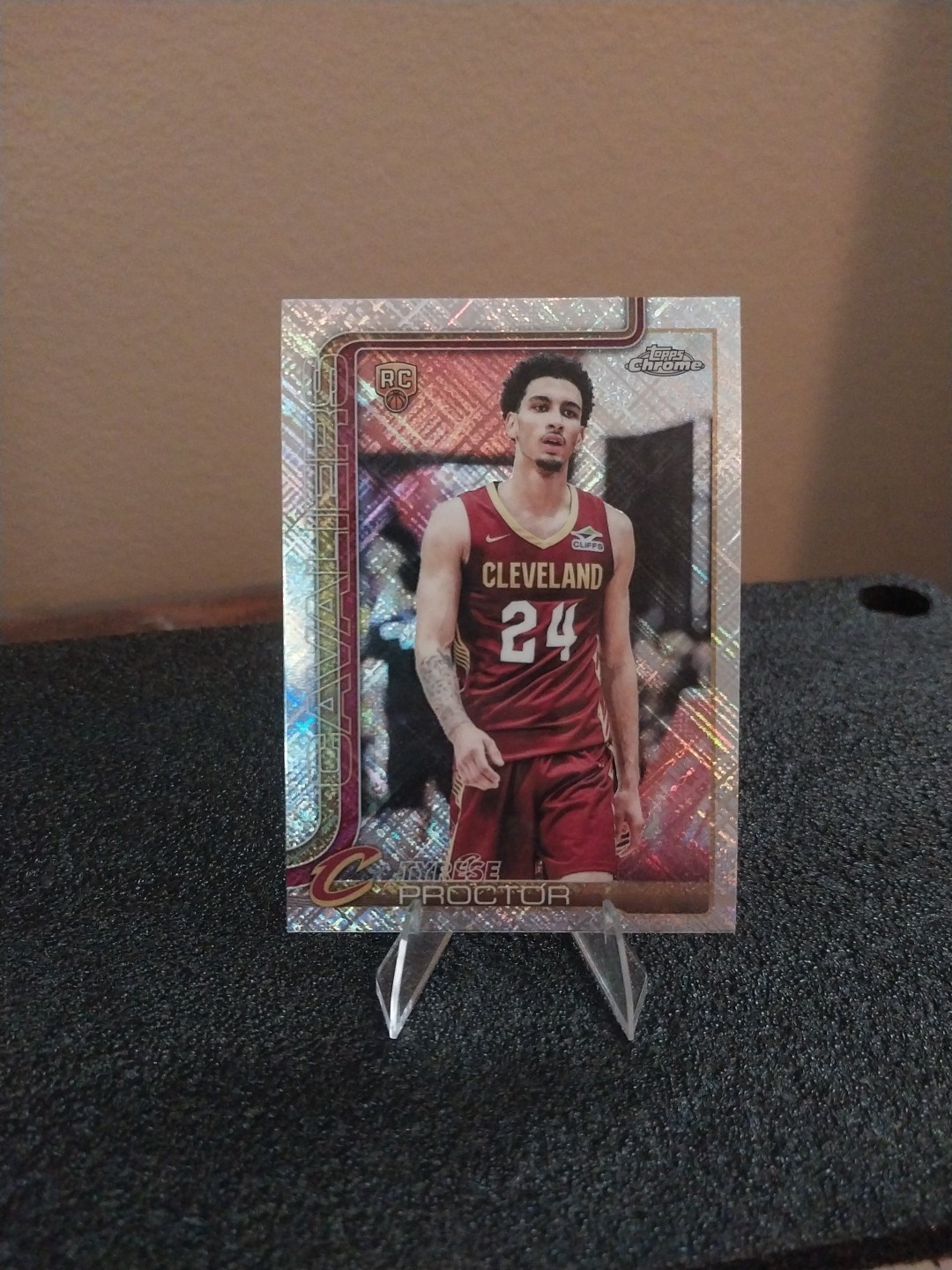 2025-26 Topps Chrome - Tyrese Proctor #300 Skylight Refractor (RC)