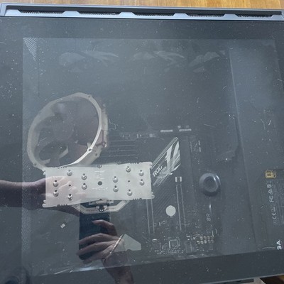 MSI MPG Velox 100R Mid-Tower Gaming PC Case Tempered Glass Side Panel 4x1mm