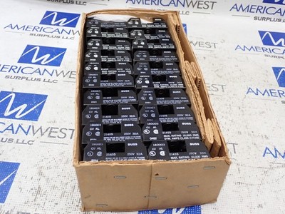 Buss Fuseblock 1B0003 250V 30 Amp 3P Lot of 20