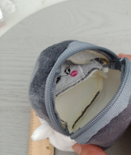 Cute Penguin Zipper Coin Purse Novelty Gift AUS Free Postage - Picture 4 of 4