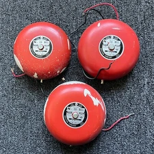 (1x) Notifier N-CO Bell C-6 Vintage Fire Alarm Bell Red 24 VDC USED SEE DESC