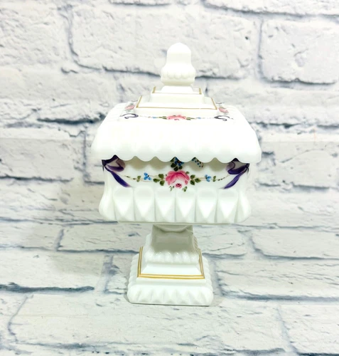 Vtg Westmoreland Handmade Milk Glass Candy Dish 1975 Roses & Bows 8"x4" Heavy