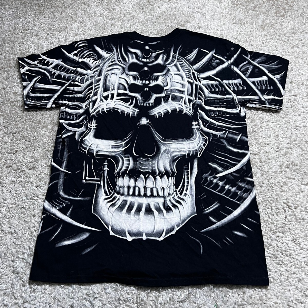 Liquid Blue Shirt Mens Large Black White Skull All Over